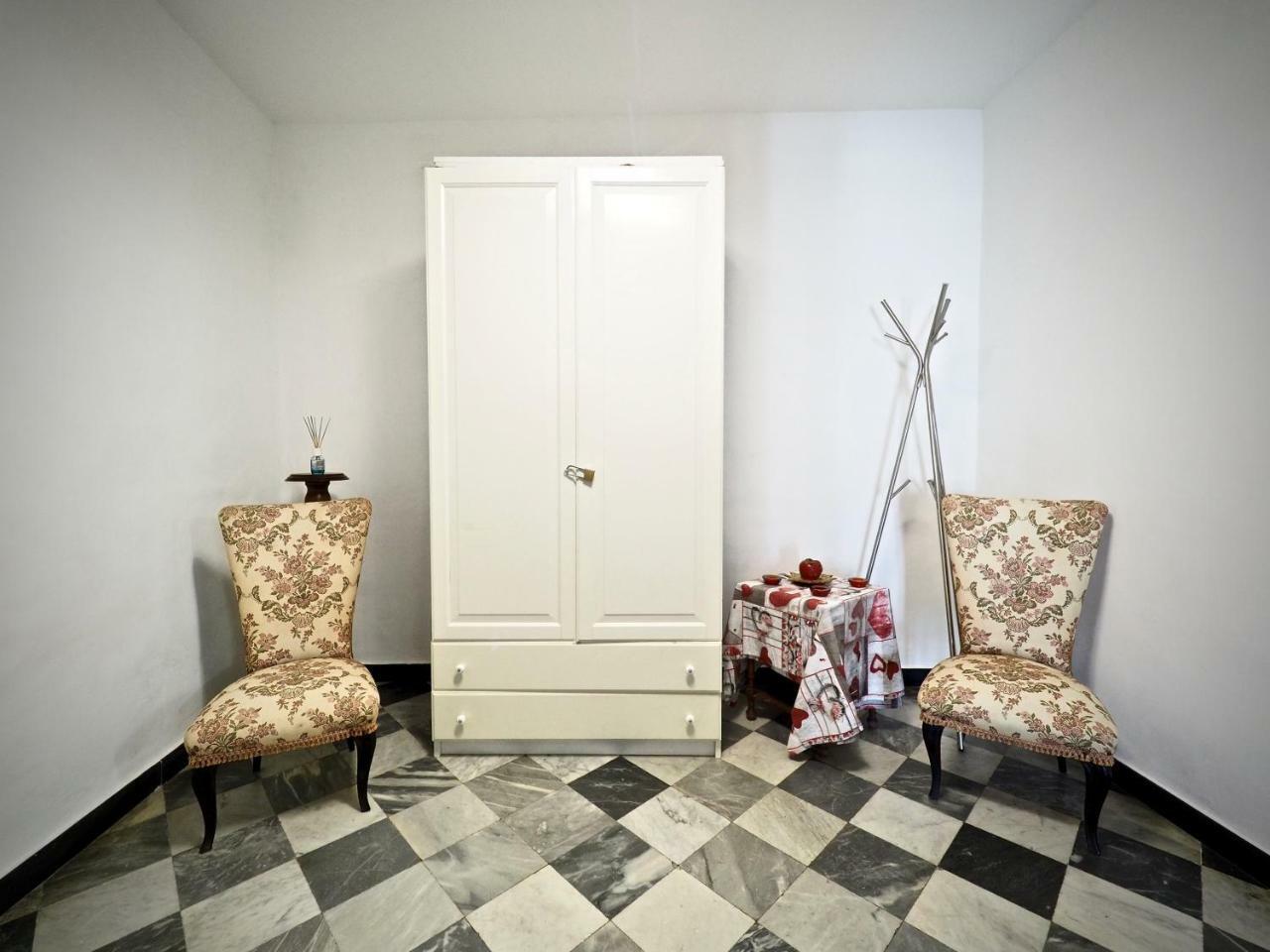 Romantic Con Vista San Donato Apartment